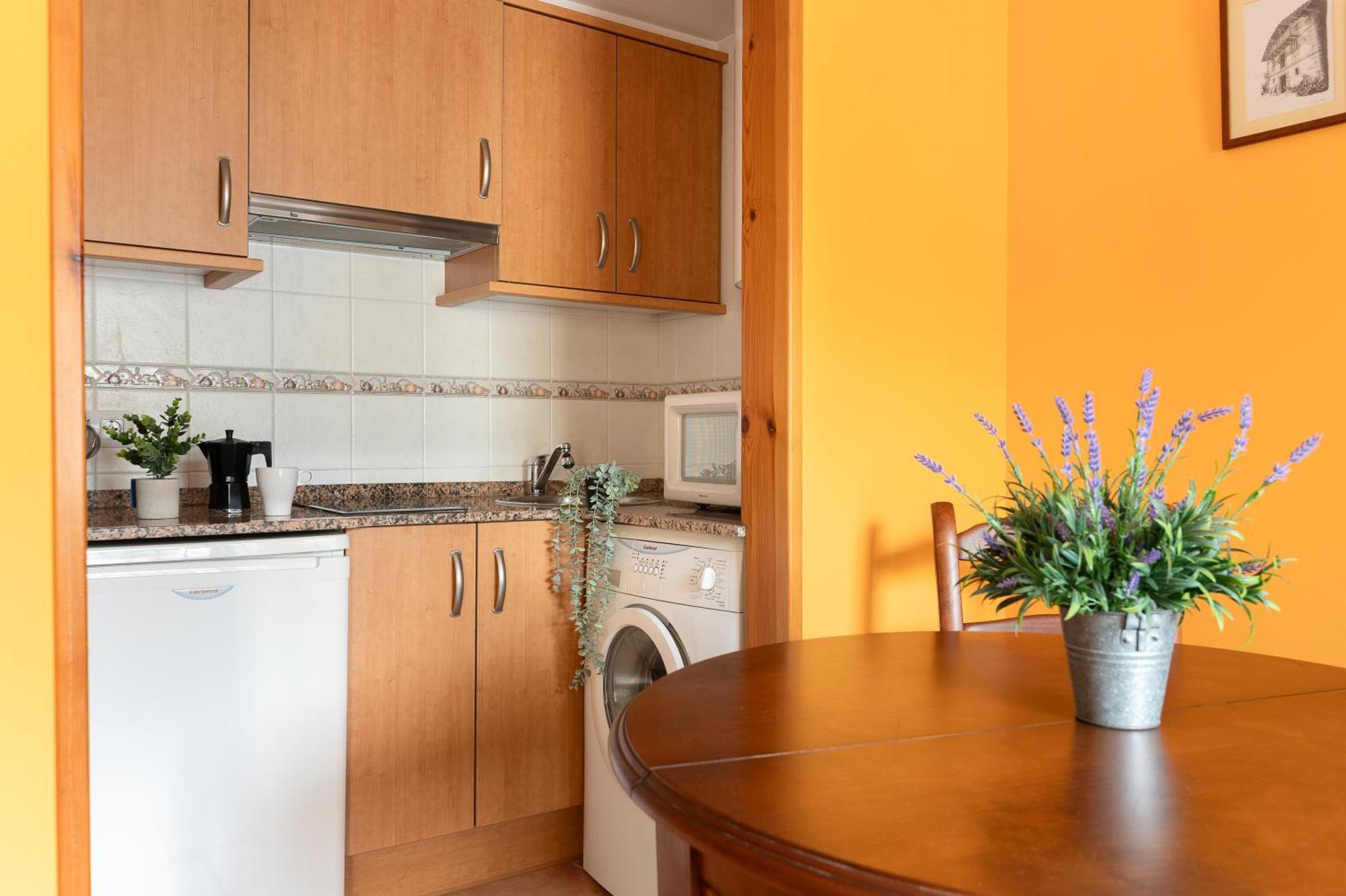 Apartamentos El Cruce De Moraton Cóbreces المظهر الخارجي الصورة